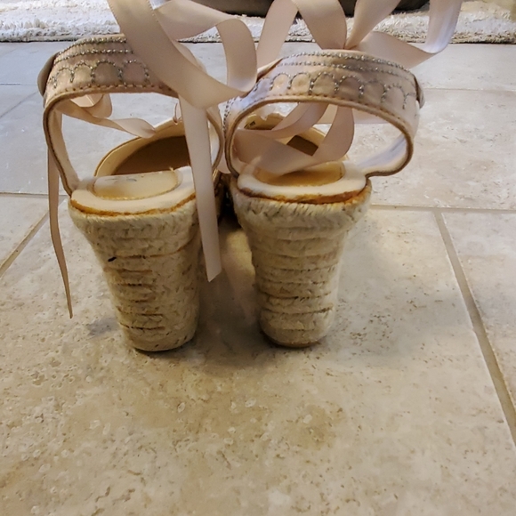 Wedges - Picture 5 of 5